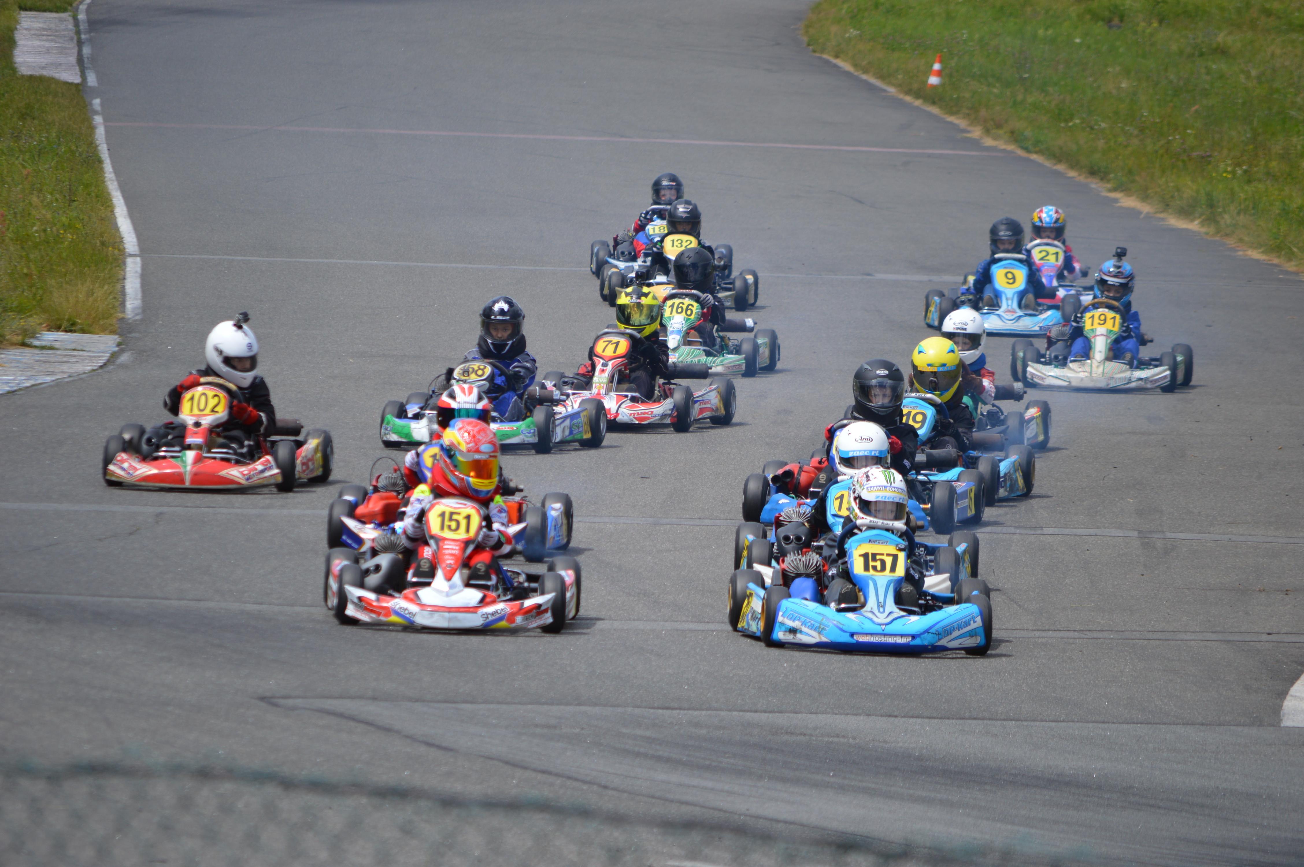 Wb San Diego Was Working On A Kart Racer Before Being Shut Down 14 Gaming Franchise Possibilities In Kart Racing