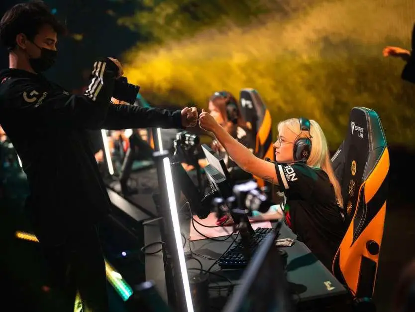 Breaking Down Barriers For Women In Esports